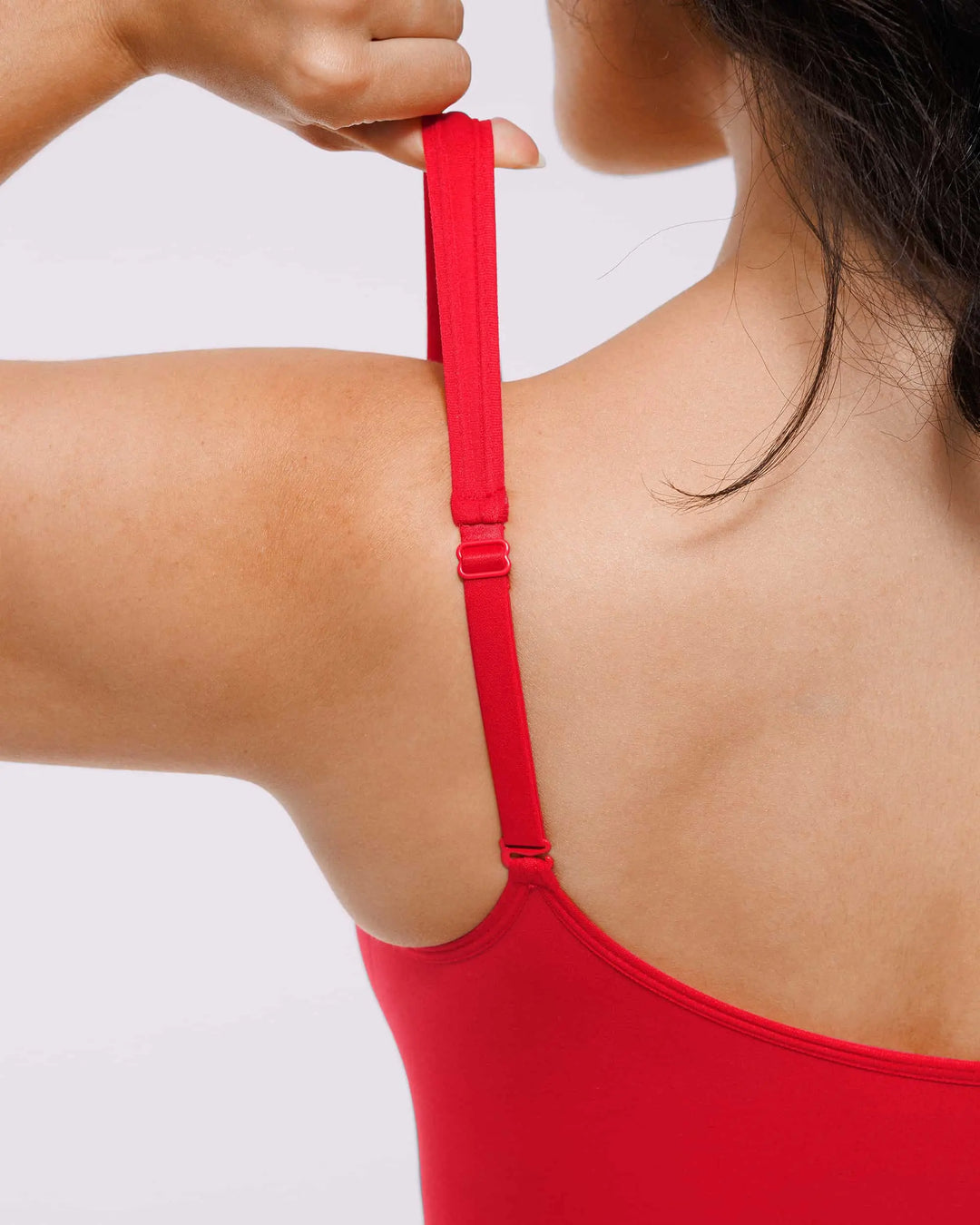 Body moldeador con cremallera frontal y corte tanga