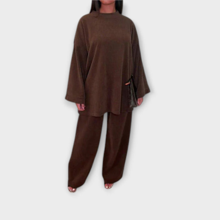 Ingrid - Conjunto en Talla Grande - Estilo Acanalado