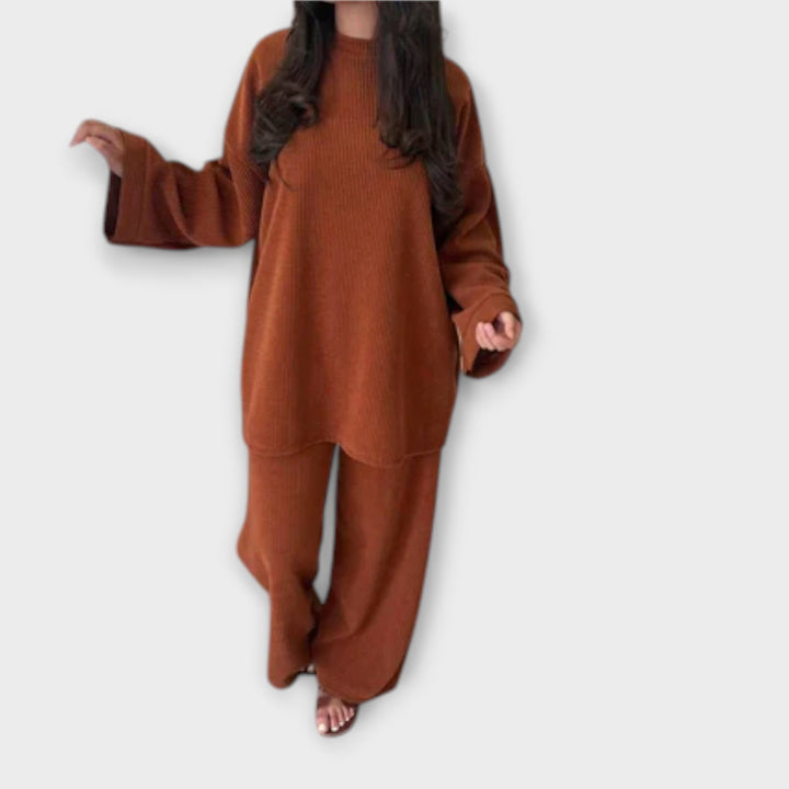 Ingrid - Conjunto en Talla Grande - Estilo Acanalado